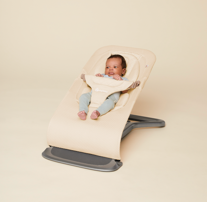 Ergobaby Evolve 3 in 1 Mesh Bouncer | 3 Colors
