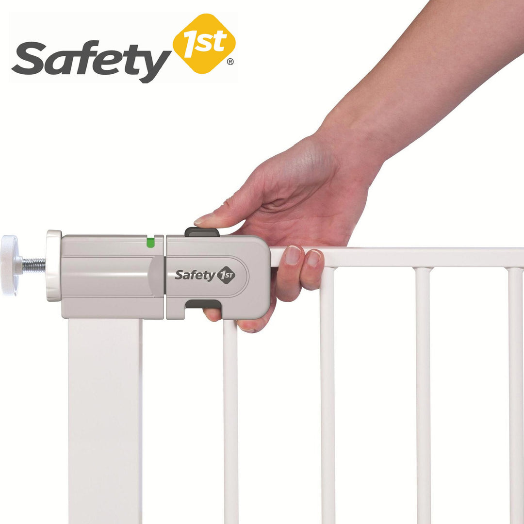 Safety 1st Easy Close Metal U-Pressure Fix Gate - White