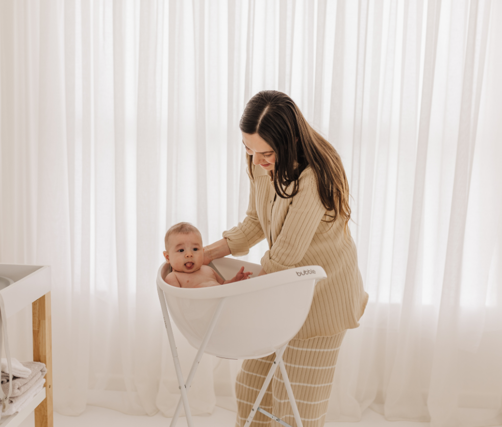 Bubble Cuddle Bath Folding Stand