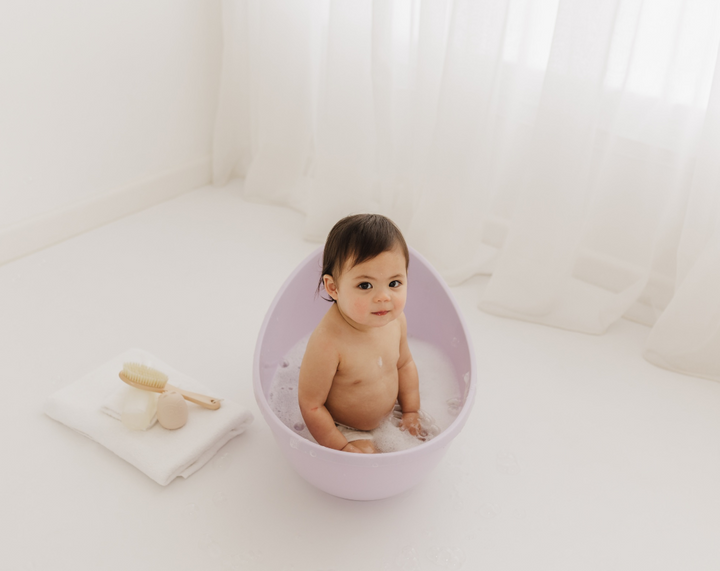 Bubble Cuddle Bath with Newborn Support Insert