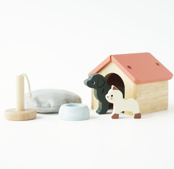 Le Toy Van Dolls House Pet Set