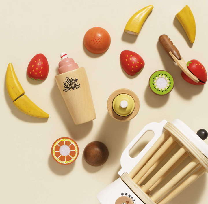 Le Toy Van Fruit & Smoothie Blender Set