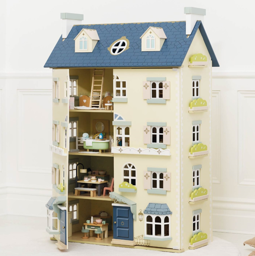 Le Toy Van Palace Wooden Dolls House