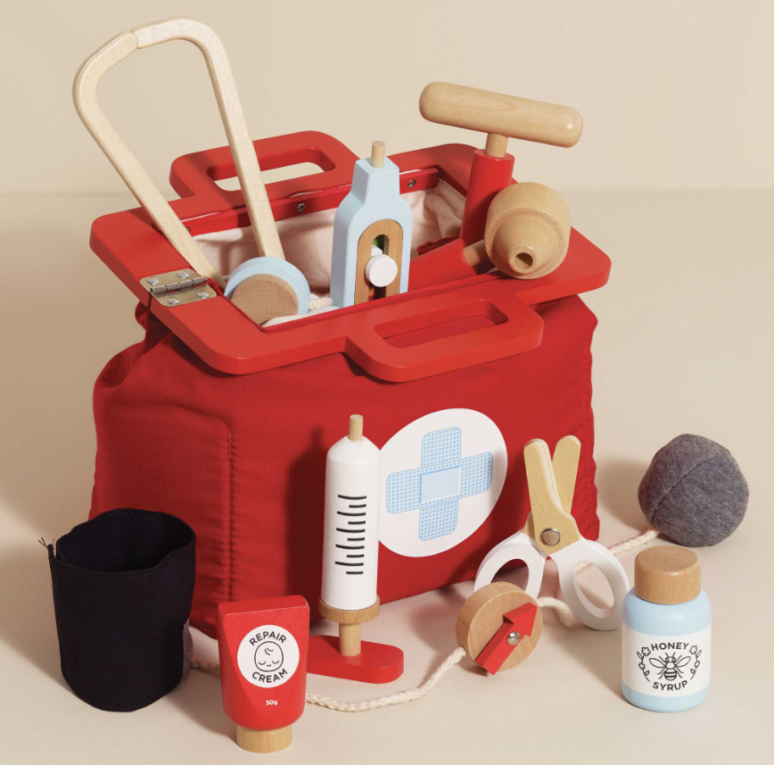 Le Toy Van Vintage Doctor Roleplay Wooden Kit