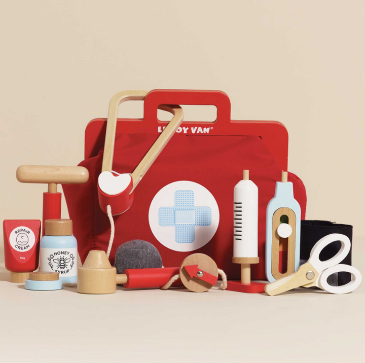 Le Toy Van Vintage Doctor Roleplay Wooden Kit