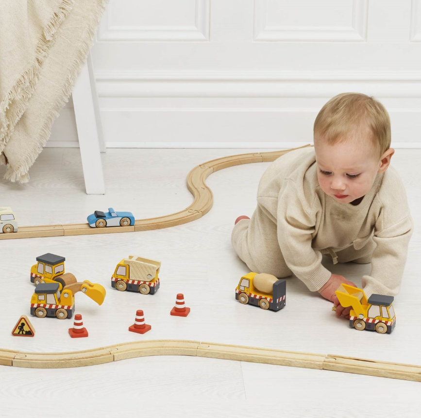 Le Toy Van Wooden Construction Vehicles