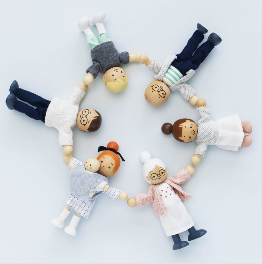 Le Toy Van Wooden Dolls House Family