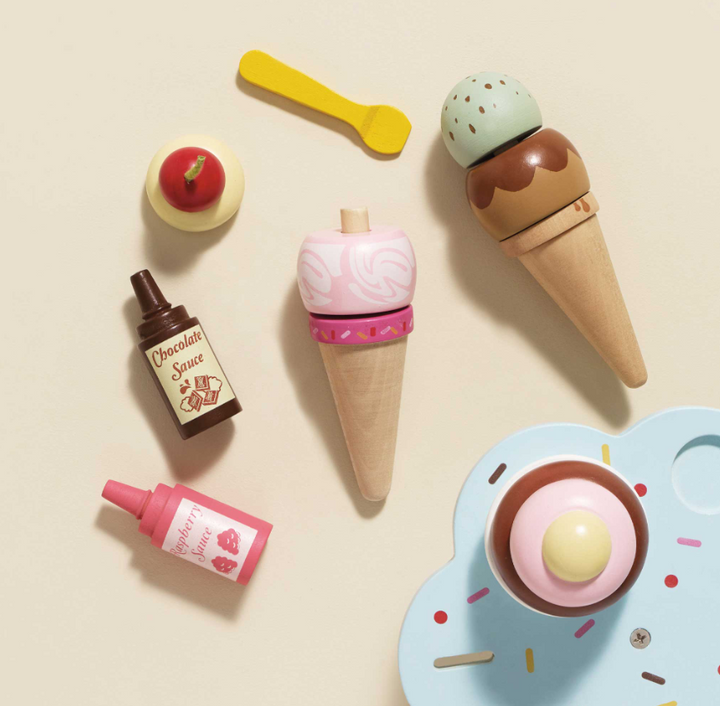 Le Toy Van Wooden Ice Cream Stand & Toppings