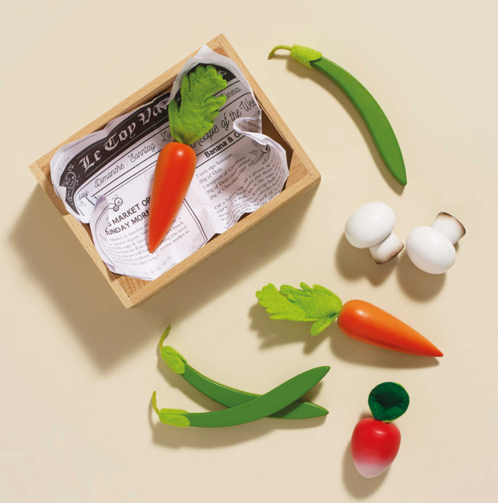 Le Toy Van Wooden Market Crate - Harvest Vegetables