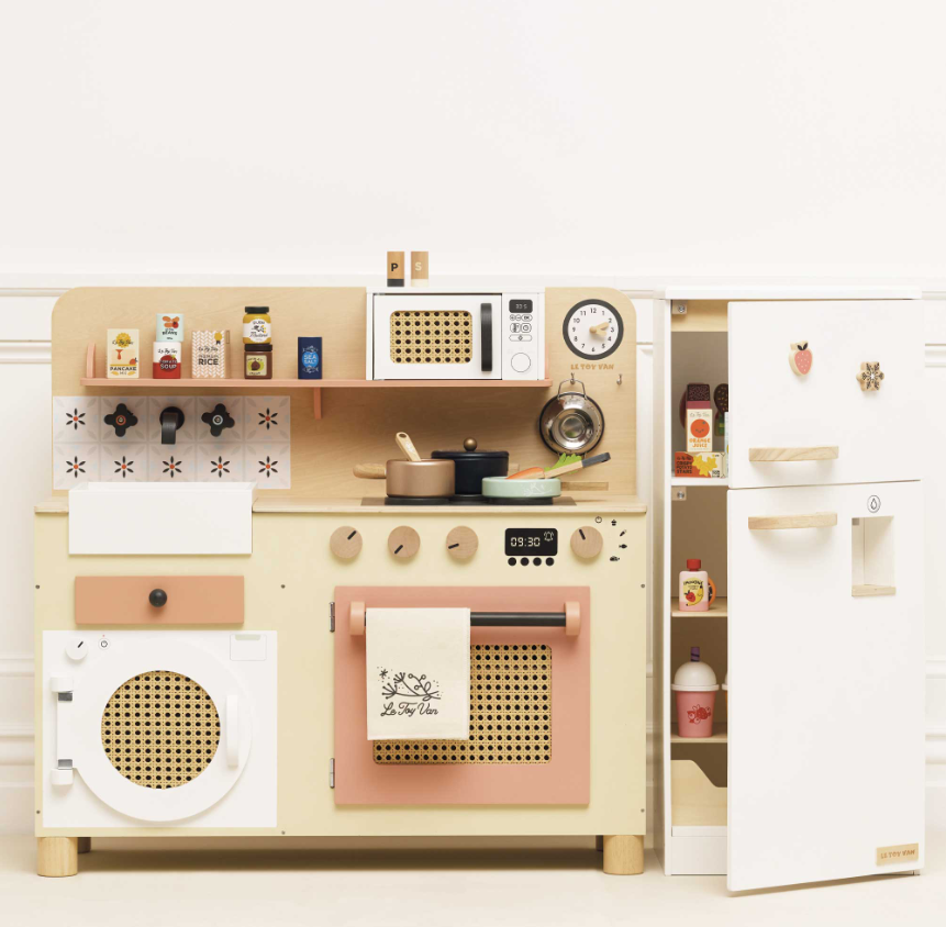 Le Toy Van Wooden Play Kitchen
