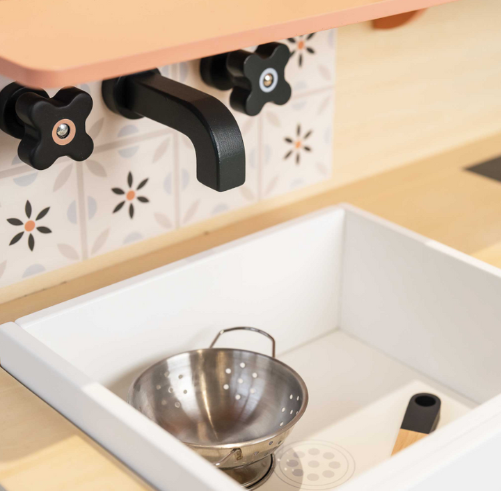 Le Toy Van Wooden Play Kitchen