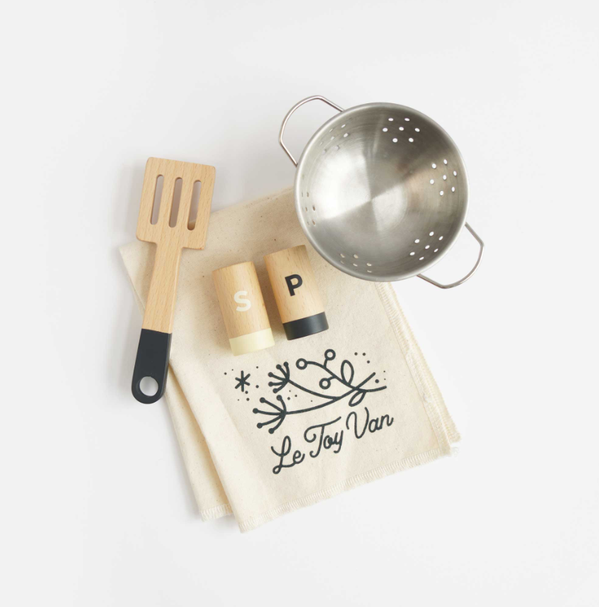 Le Toy Van Wooden Play Kitchen