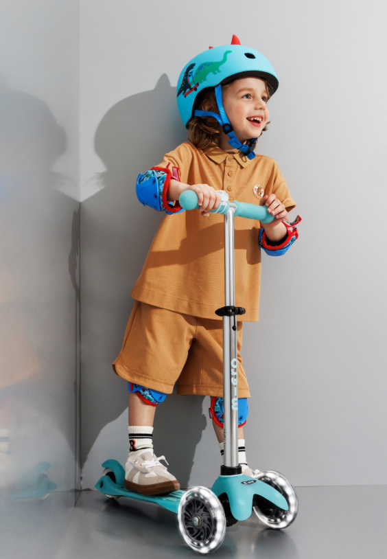 Micro 3D Scootersaurus Helmet