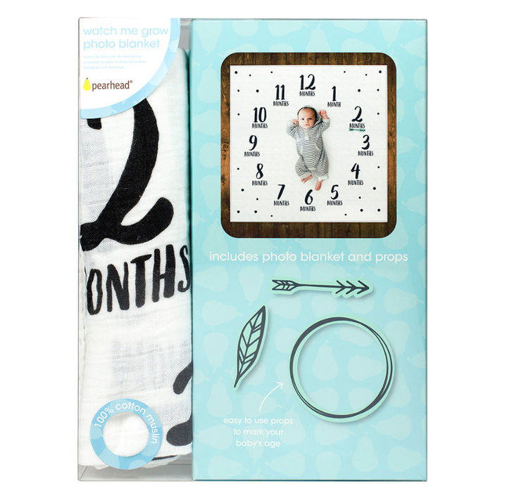 Pearhead Watch Me Grow Photo Blanket - Black & White