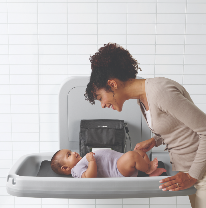 Skip Hop Clean Slate Changing Station | 2 Colors