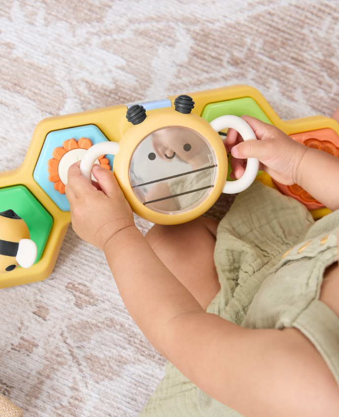 Skip Hop Farmstand See & Bee Steering Wheel