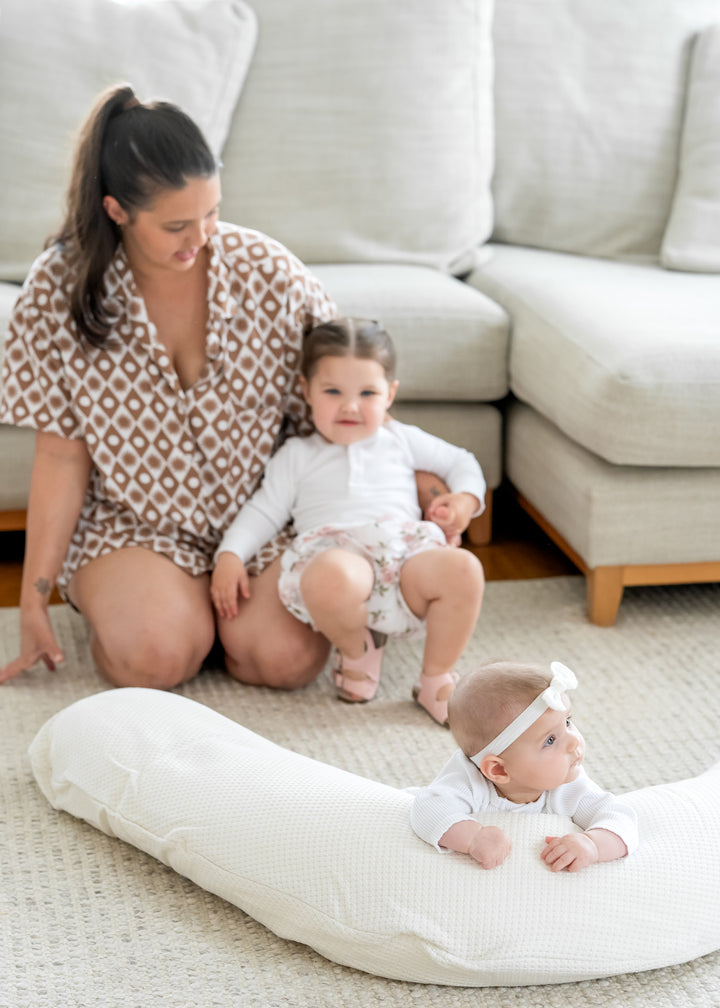 Theraline The Original Maternity and Nursing Pillow