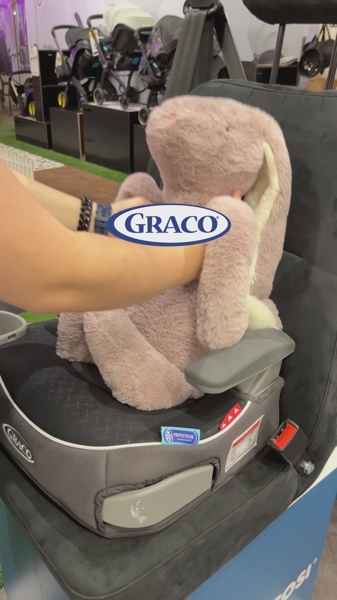 Graco® AFFIX™ Backless Booster with Latch System - Davenport