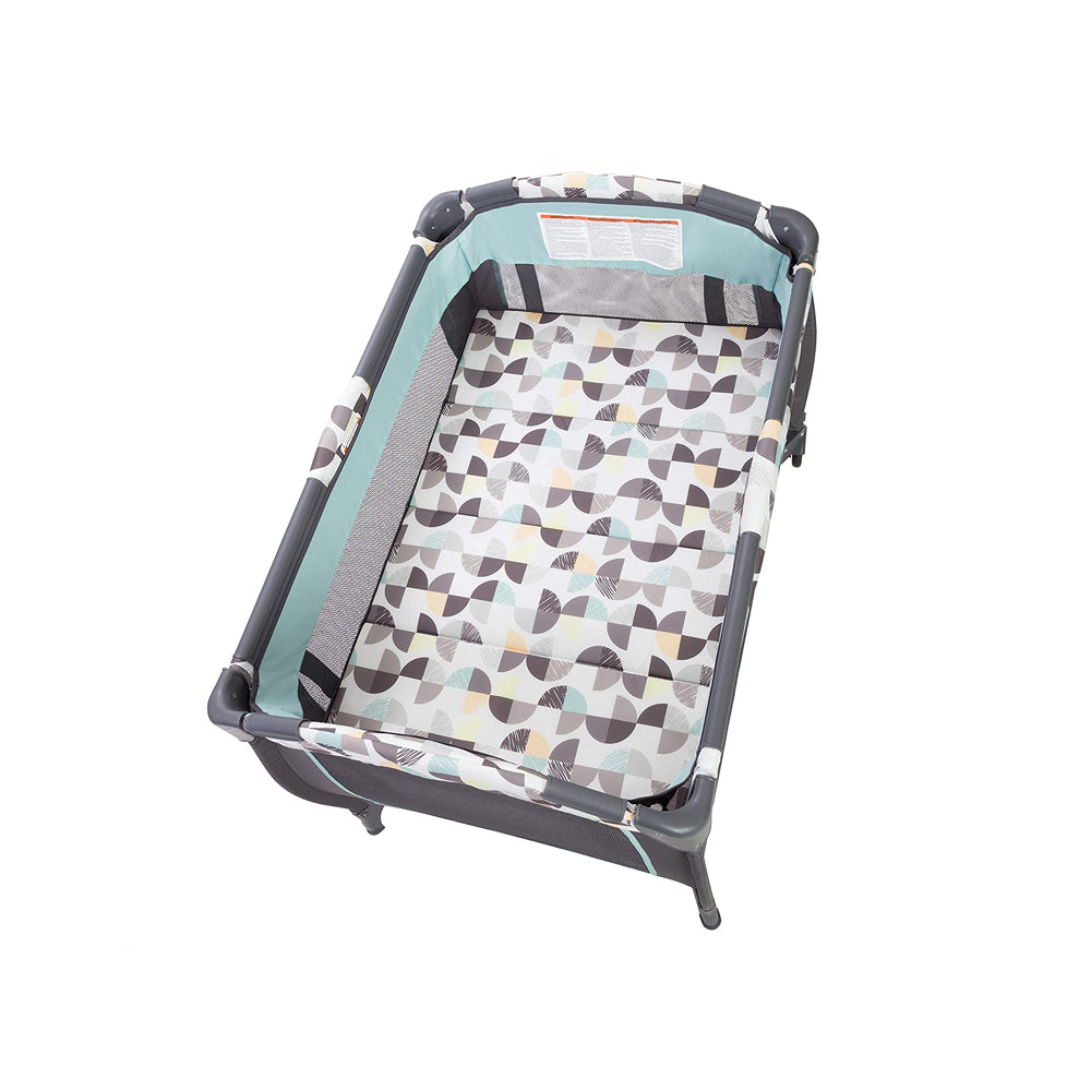 Baby Trend Trend-E Nursery Center Playpen - Doodle Dots